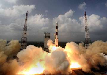 india s mars orbiter spacecraft to enter red planet s orbit on september 24