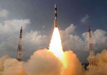 india s mars orbiter spacecraft to reach target in 75 days
