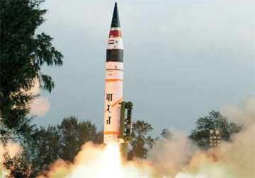 india test fires nuclear capable agni 4 missile