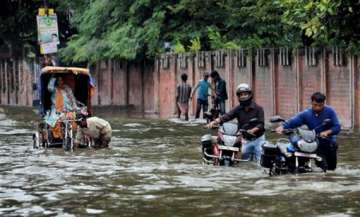 three die as rain lashes bihar