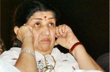 lata denies she is shifting house from pedder road due to noise