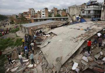 entire himalayan region vulnerable to quakes says study