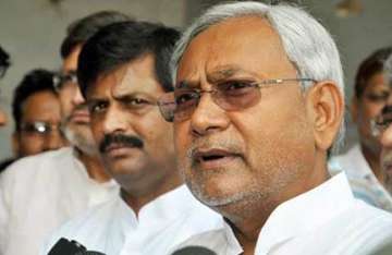 bihar govt to give rs 1 lakh to collapse victims families