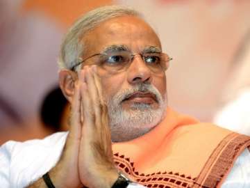 pm assures andhra pradesh cm of all support as hudhud strikes