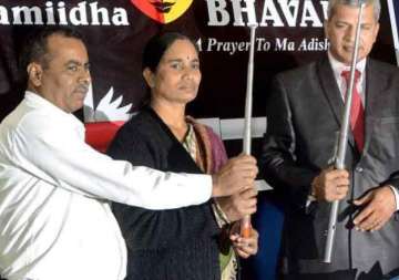 nirbhayas parents unveil self defence tool for women called bhavani