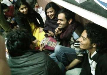5 absconding jnu students return say they feared mob lynching
