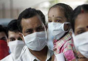 nearly 100 fresh cases of swine flu in delhi