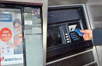 icici atm dispensed rs 100 in place of rs 500 notes