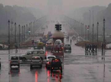 sultry weather in delhi light rainfall likely tomorrow