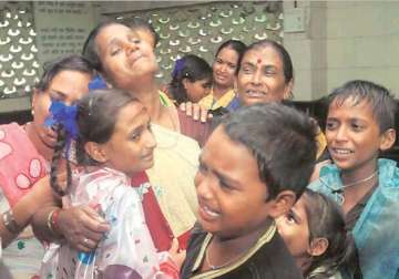 mumbai hooch tragedy soars to 66