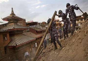 nepaldevastated earthquake kills six soldiers