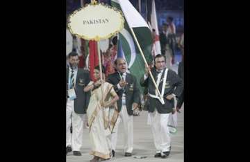 chef de mission can carry the flag pak cwg team manager