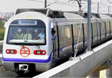 17 killed in 80 suicide attempts cases in delhi metro in 2015