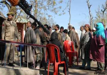 militants lob grenade at polling booth cisf jawan injured