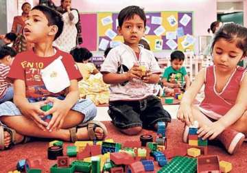 delhi government fixes upper age limit of 4 yrs for nursery admission