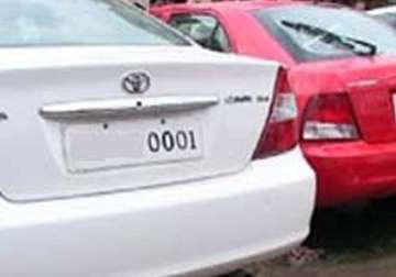 fancy number 0001 sold for 8.75 lakhs in delhi e auction