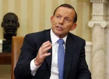 australian pm tony abbott arrives in india nuke deal likely on agenda