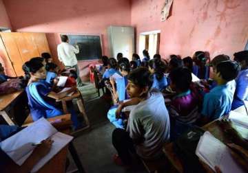 1 400 bihar teachers quit in fear of action over possession of fake degrees