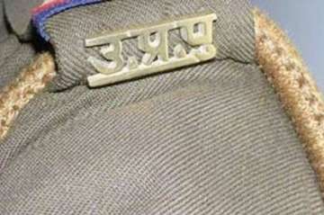 police constable shot at in agra