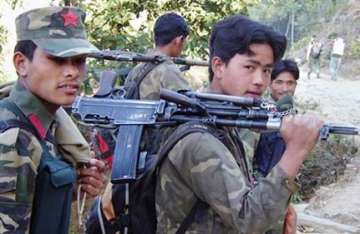 maoists kill congress leader in jharkhand another threatened