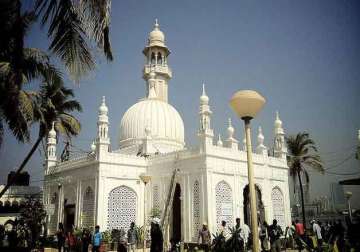 haji ali dargah trust justifies hc ban on women s entry