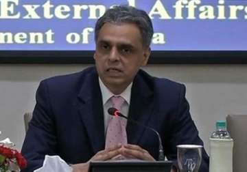 fs meet india pakistan appear to inch towards dialogue resumption