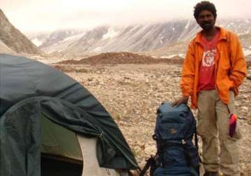 mountaineer malli mastan babu s body to reach nellore today