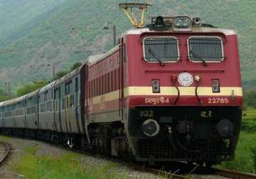 cbi suspects scam of over 4 000 crore in railways