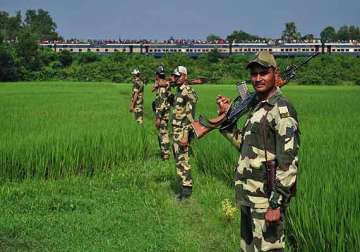 bsf alerts positions along pakistan bordering punjab