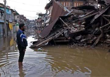 us pledges usd 250 000 for j k floods affected