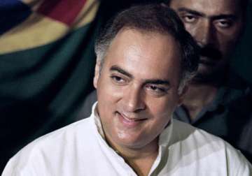 tribals of gujarat organise fare in memory of rajiv gandhi