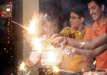 how to guard against diwali burns