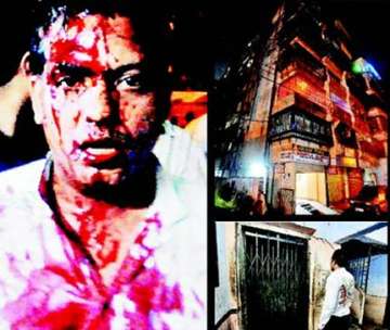 indian rage lift hogging leads to fisticuffs in ulhasnagar