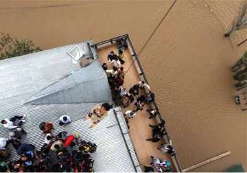 kashmir floods 11 000 people airlifted by iaf