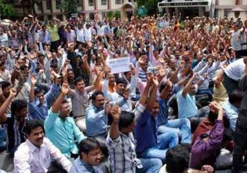 35 held for protest over teacher s recruitment exam