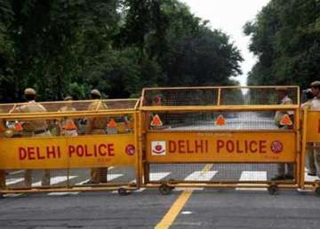 delhi police s anti corruption helpline gets 23 000 complaints in a month