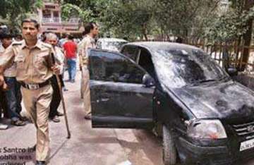 delhi police wasted precious time in tracing santro