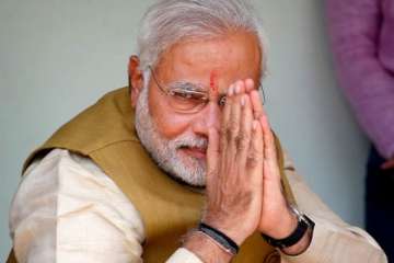 narendra modi delighted by obama s gift of book containing vivekananda s paper