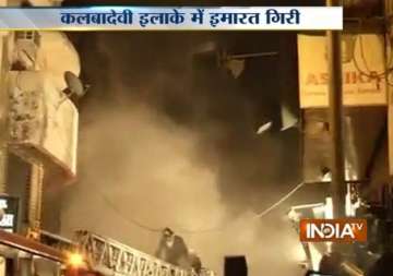 building collapses in south mumbai two fire men killed
