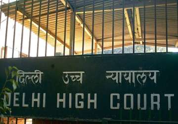 delhi hc issues notice to centre city government over civic workers strike