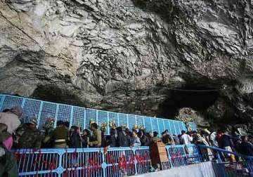 sale of cold drinks junk food banned at amarnath yatra