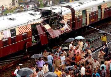 mumbai train blasts prosecution seeks death for 8 sentencing on september 30