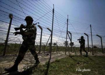 pakistani troops violate ceasefire in kathua district