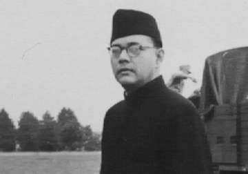 ib snooping on subhash chandra bose s kin kicks off political slugfest