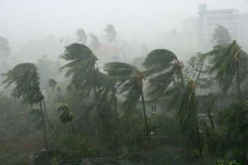 cyclone hudhud odisha begins evacuation flights train cancelled