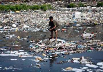 up government calls for a complete ban on polythene use