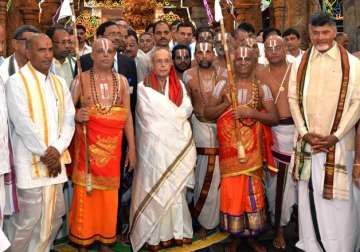 president pranab mukherjee offers prayers at tirumala temple