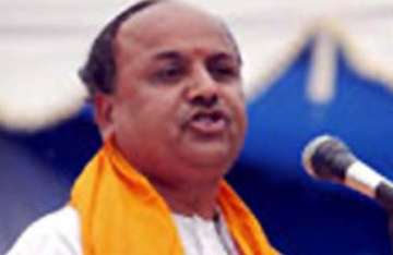 togadia sees organised conspiracy in nityanand swami scandal