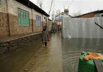 jammu and kashmir government says no threat of floods any more