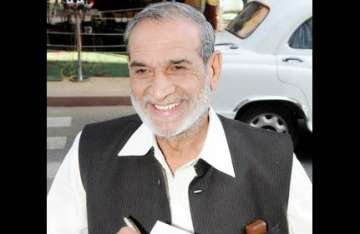 high court grants bail to sajjan kumar